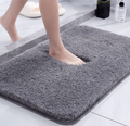 Badematte mit dichtem Flor, weich, saugfähig und schwer