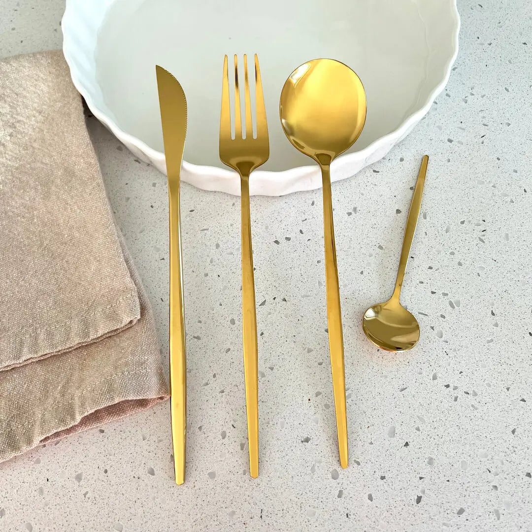 Besteck Set aus Edelstahl mit schlanken Griffen, modernes Design - Ansicht 4