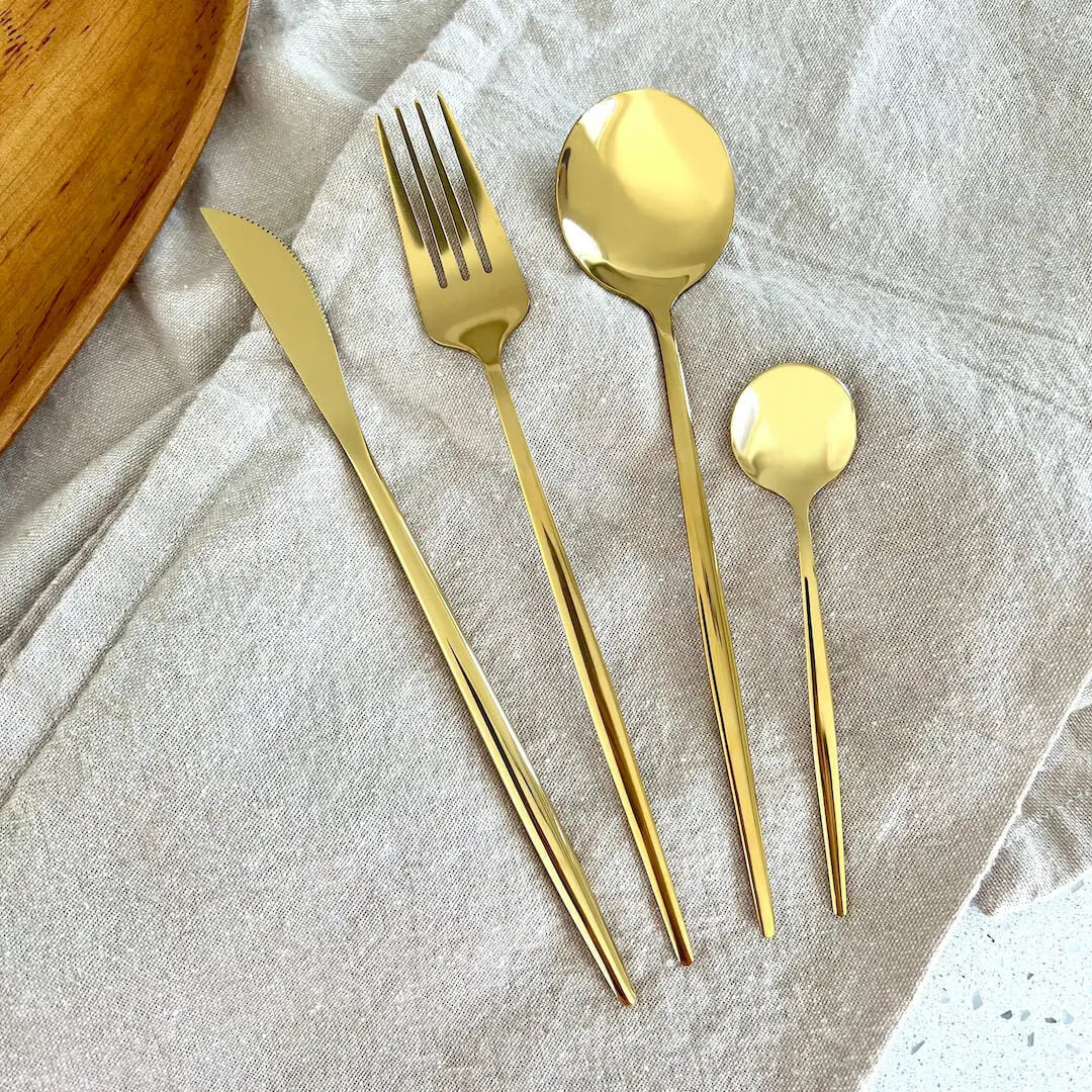 Besteck Set aus Edelstahl mit schlanken Griffen, modernes Design - Ansicht 6