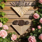 Blumentopf aus Holz zur Wandmontage mit geometrischem Dreieckdesign