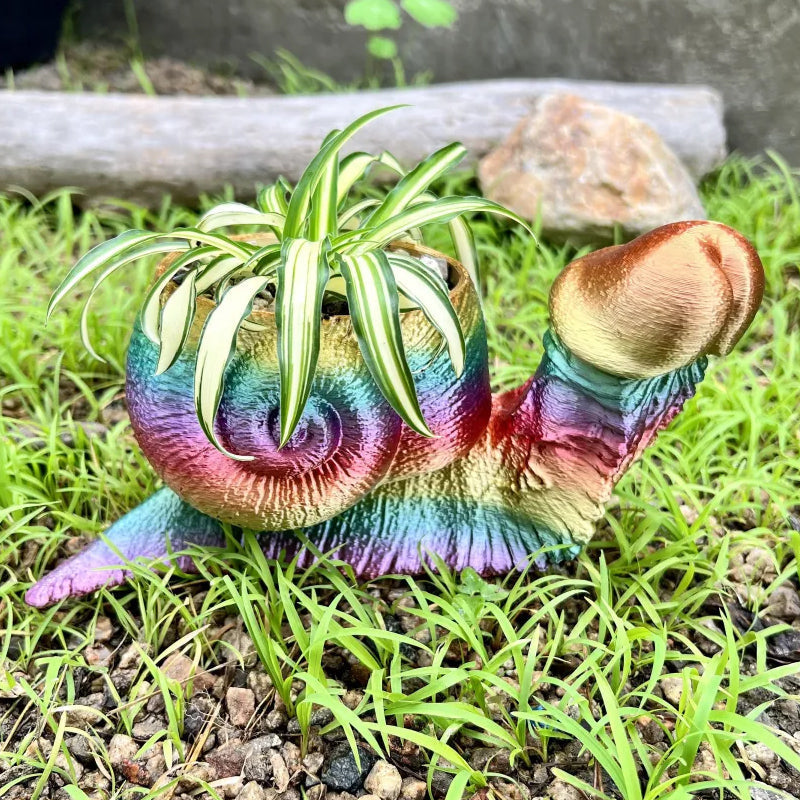 Blumentopf aus Kunstharz im 3D-Druck mit humorvoller Tierfigur