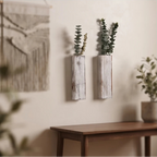 Blumentopf aus Massivholz zur Wandmontage, schmale Wandvase