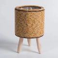 Blumentopf mit Beinen, skandinavisch und witterungsbeständig