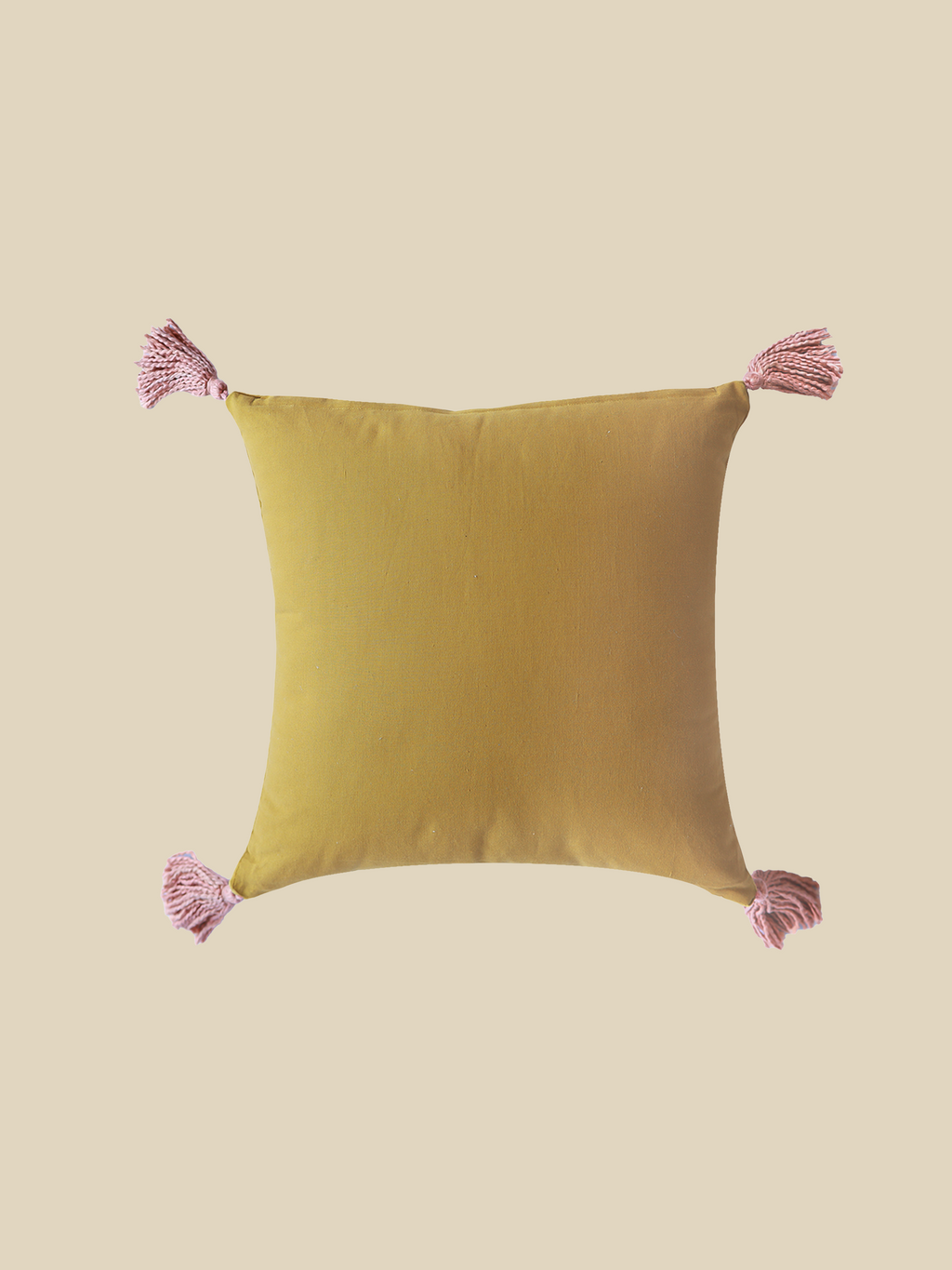Dekokissen aus Samt mit floraler Stickerei und Quasten