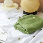 Handtuch Set aus Baumwollfrottee, saugfähig mit Avocado-Stickerei