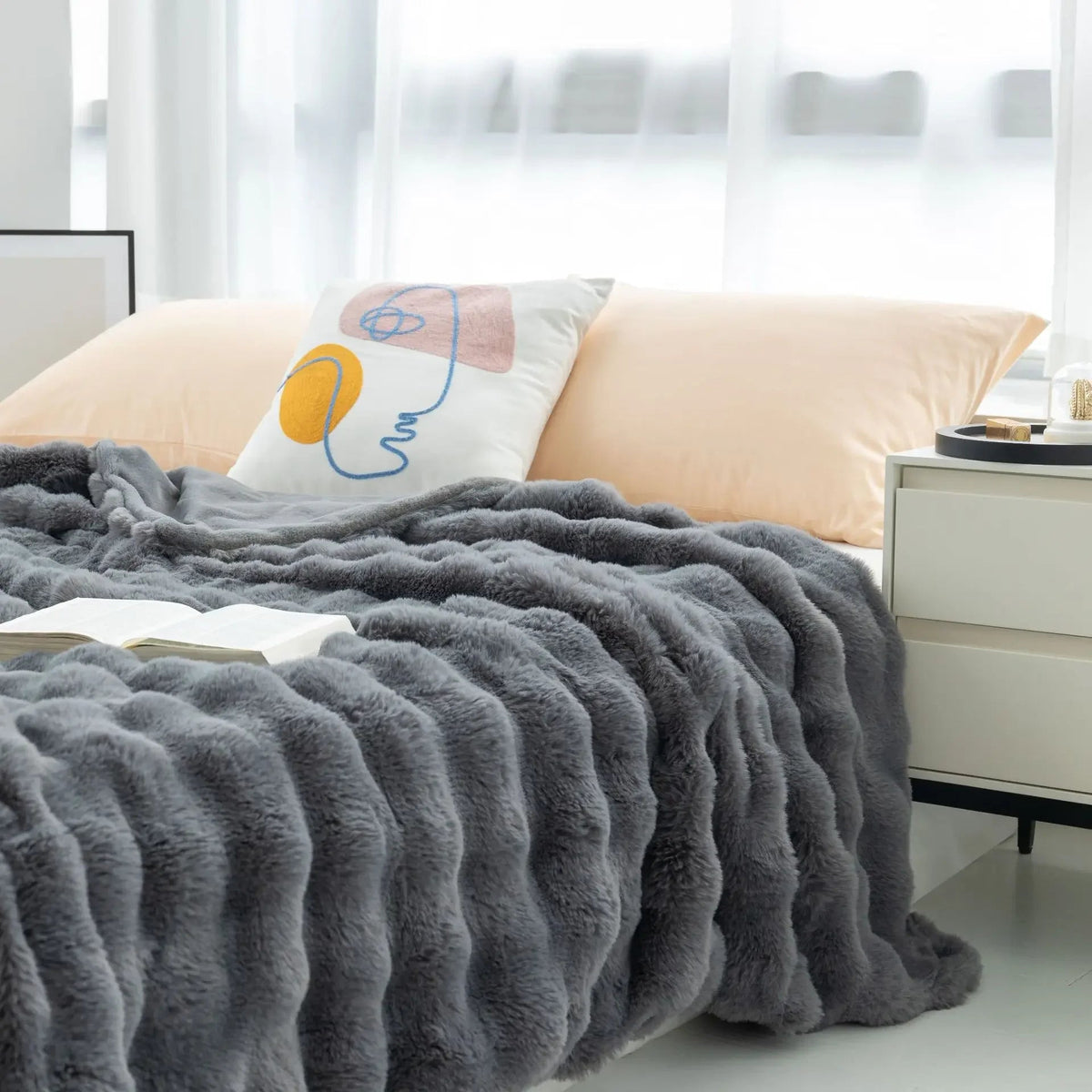 Kuscheldecke aus Teddyfleece, beidseitig weich und wärmend