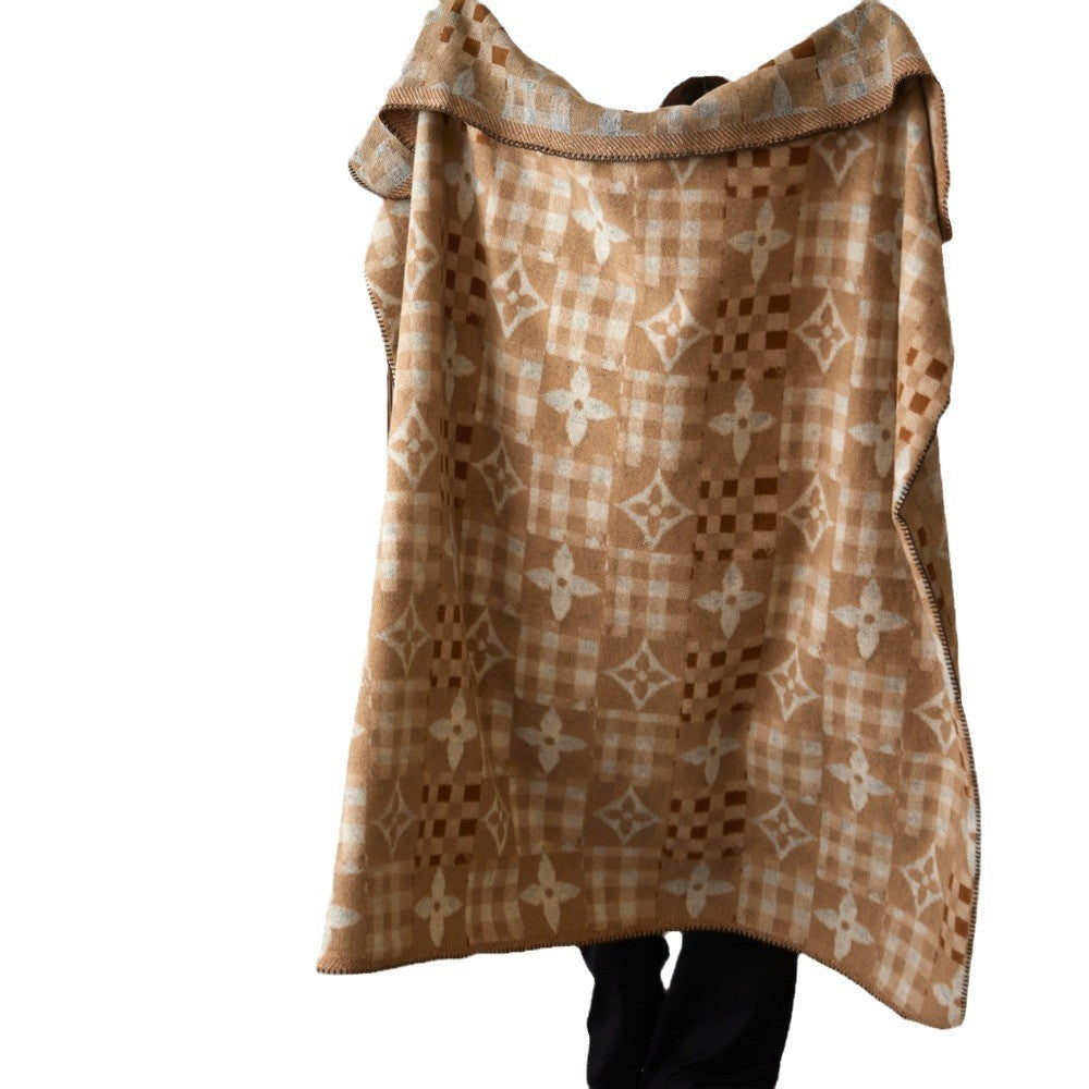 Kuscheldecke aus Wollmischung mit Hahnentritt-Jacquardmuster