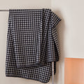 Kuscheldecke aus Wollmischung mit Hahnentritt-Jacquardmuster
