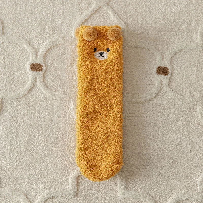 Kuschelsocken aus Plüschstrick, warm und dehnbar mit Bärenmotiv