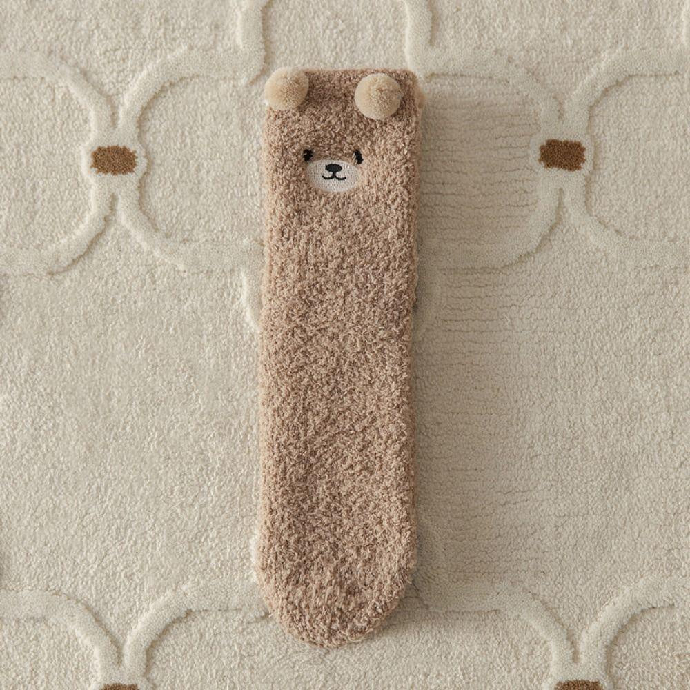 Kuschelsocken aus Plüschstrick, warm und dehnbar mit Bärenmotiv