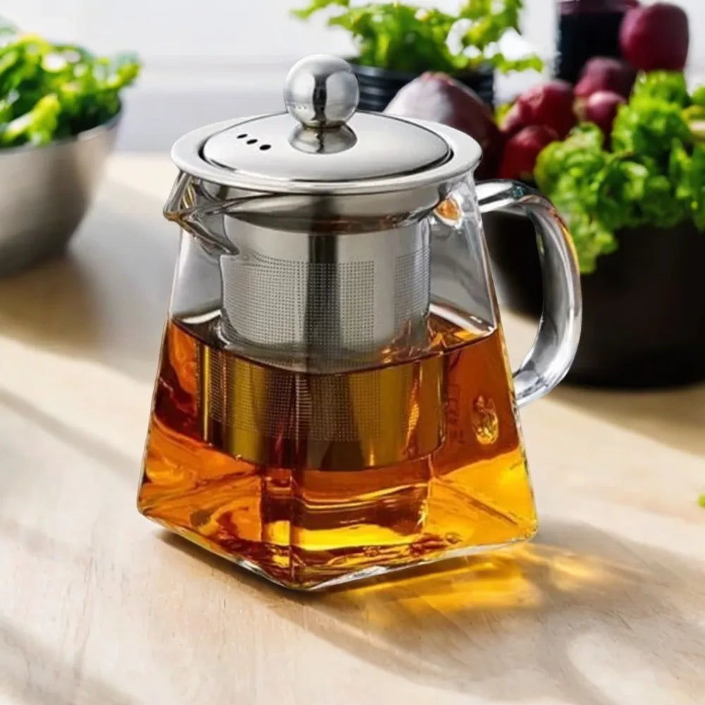 Teekanne aus hitzebeständigem Glas mit herausnehmbarem Teesieb