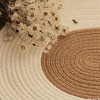 Teppich aus Hanf, oval und handgeflochten im Boho-Stil