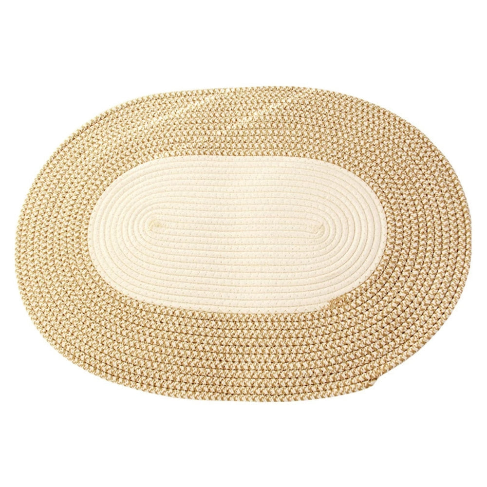 Teppich aus Hanf, oval und handgeflochten im Boho-Stil