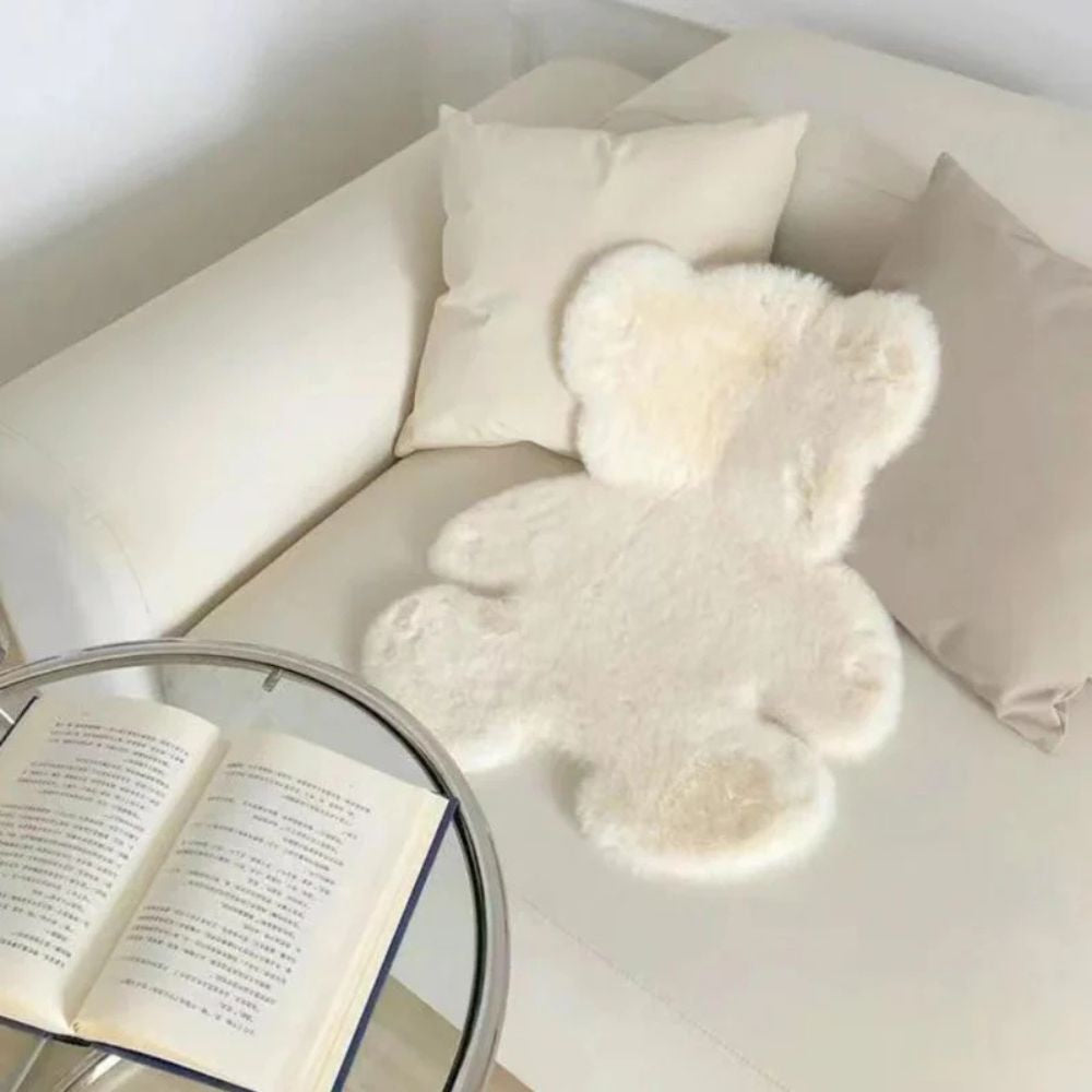 Teppich in Teddybärform, flauschig und maschinenwaschbar