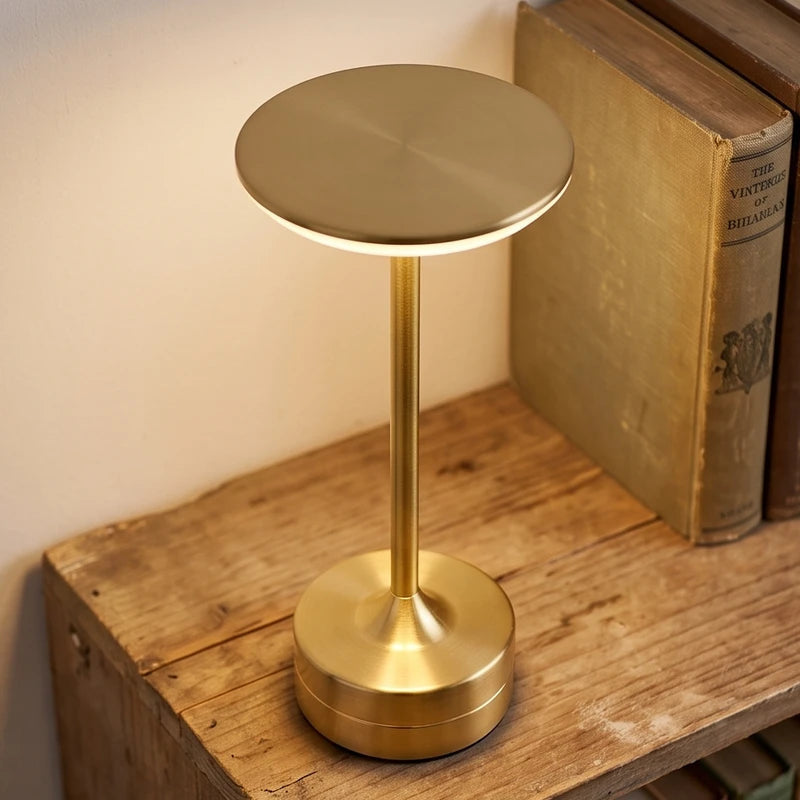 Tischlampe aus Metall mit LED, kabellos aufladbar und dimmbar - Ansicht 3