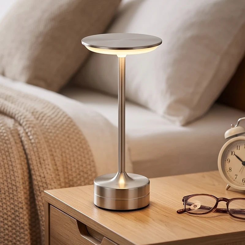 Tischlampe aus Metall mit LED, kabellos aufladbar und dimmbar - Ansicht 9