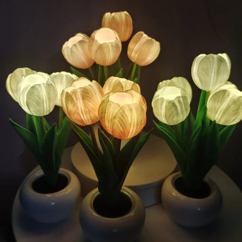 Tischlampe mit LED-Tulpen, warmes Licht und dekorativer Keramik