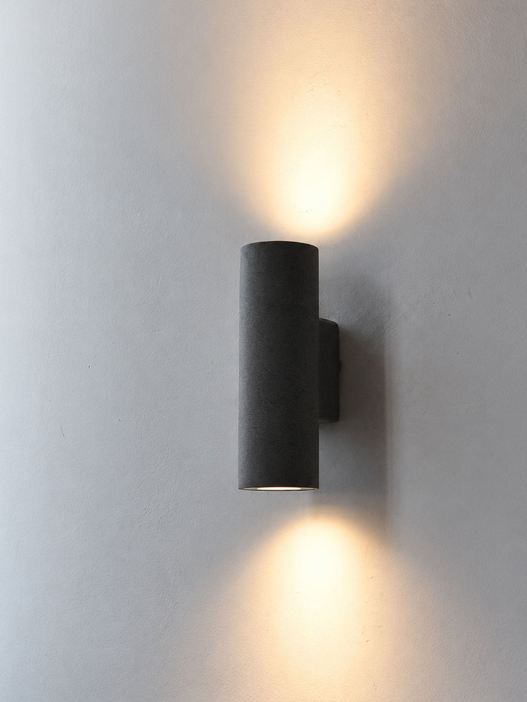 Wandlampe aus Mikrozement für aussen, IP65 mit Licht nach oben und unten - Ansicht 22