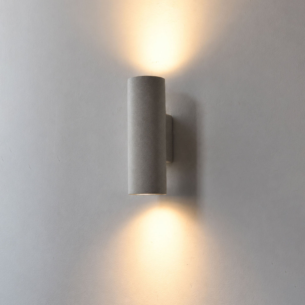 Wandlampe aus Mikrozement für aussen, IP65 mit Licht nach oben und unten - Ansicht 24