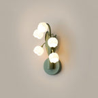 Wandlampe mit Orchideenmotiv, G4-Fassung und botanischem Blattwerk