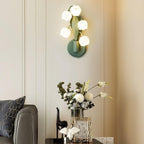 Wandlampe mit Orchideenmotiv, G4-Fassung und botanischem Blattwerk