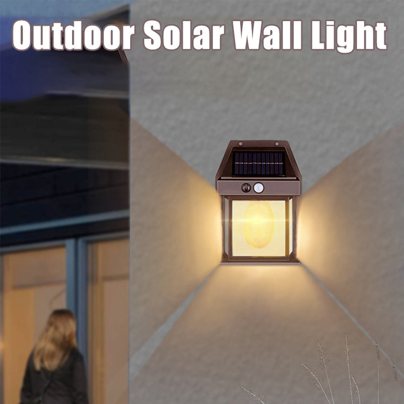 Wandlampe mit Solarbetrieb und Bewegungssensor, Laternenform