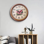 Wanduhr im nostalgischen Stil mit Blumenmotiv und grossen Ziffern