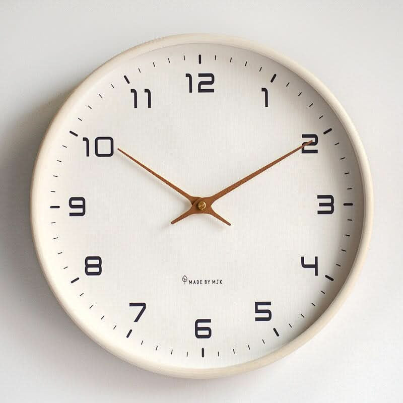 Wanduhr in Holzoptik, rund und leise im skandinavischen Stil - Ansicht 6