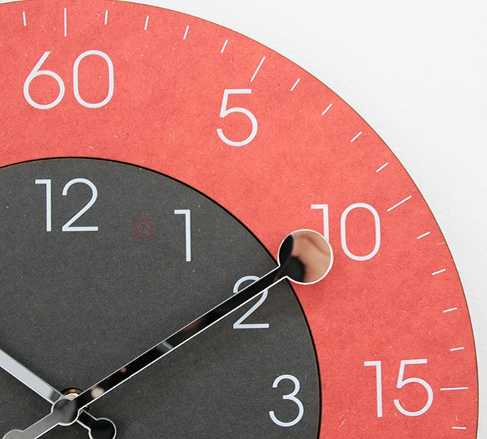 Wanduhr rund und rahmenlos mit kontrastreichem Zifferblatt - Ansicht 3