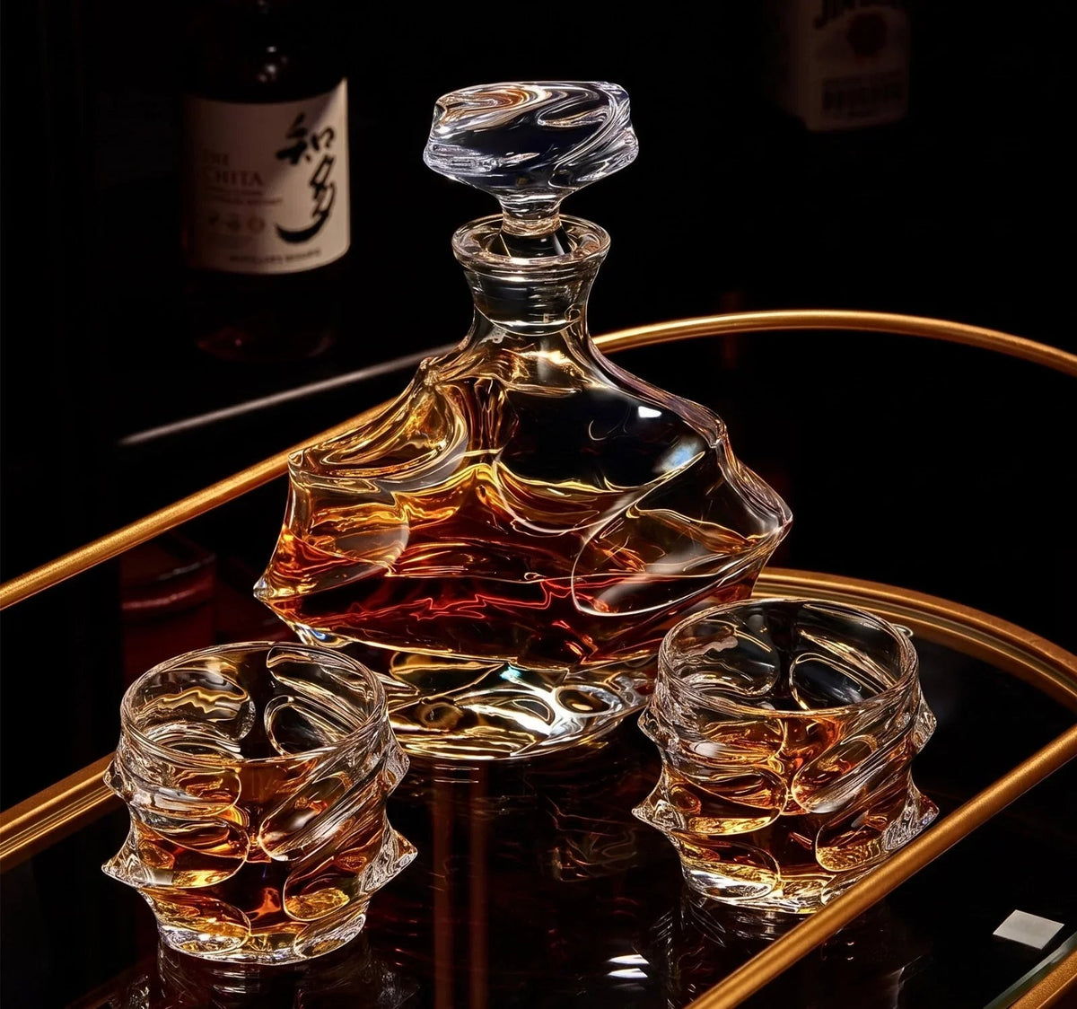 Whiskyglas aus Kristallglas mit Wellenrelief und glatter Innenseite - Ansicht 9